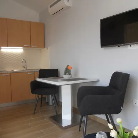 Apartment Mihalic I *