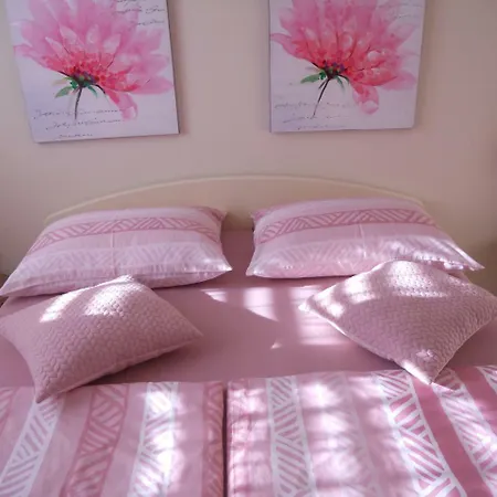 Mihalic I Apartman *